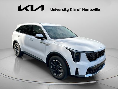 Used 2024 Kia Sorento S FWD image 2