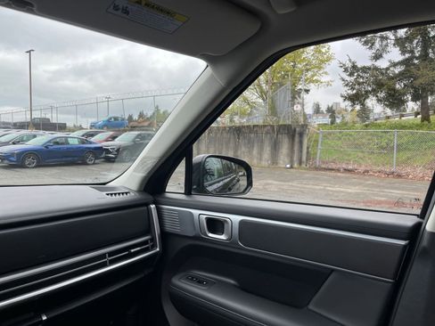 Used 2025 Hyundai Santa Fe SEL image 38