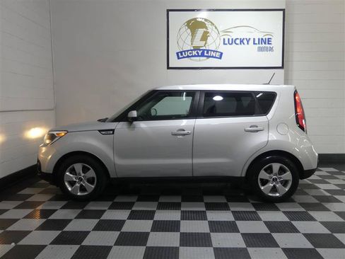 Used 2018 Kia Soul w/ Convenience Package FWD image 7