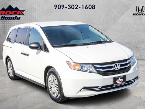Used 2016 Honda Odyssey LX image 3