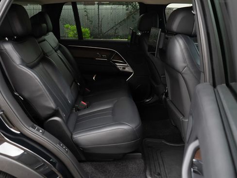 Used 2023 Land Rover Range Rover Long Wheelbase Autobiography AWD/4WD image 23