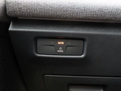 New 2026 Volkswagen Tiguan S image 8