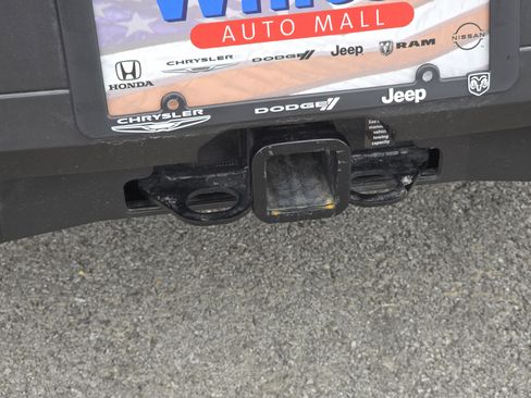 Used 2025 Nissan Pathfinder Rock Creek AWD/4WD image 21