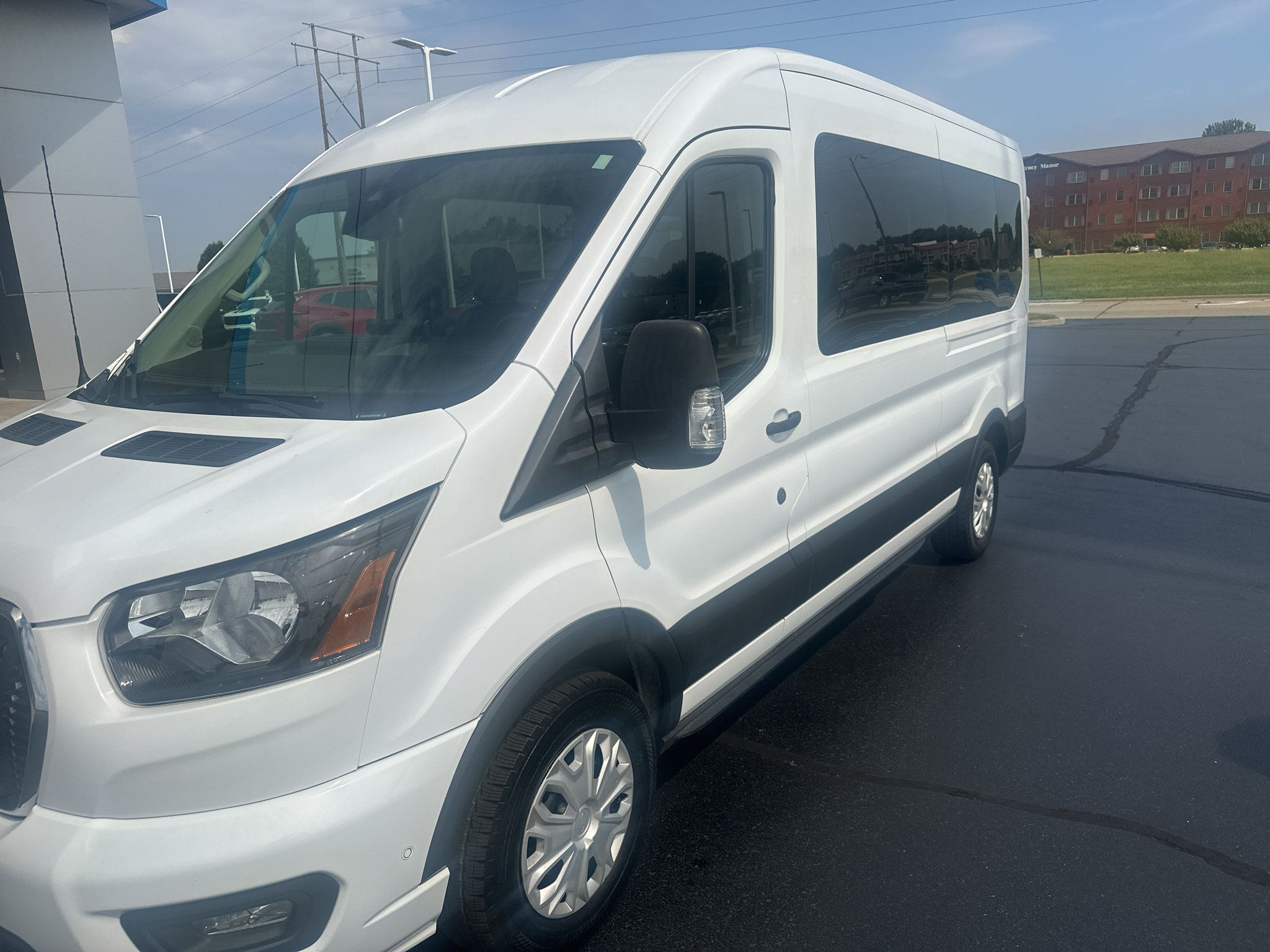 Used 2023 Ford Transit 350 XLT RWD image 1