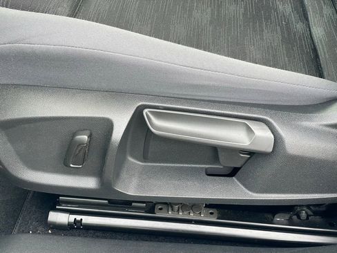 Certified 2022 Volkswagen ID.4 Pro image 14