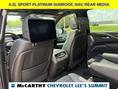 Used 2022 Cadillac Escalade ESV Sport Platinum w/ LPO, ONYX Package AWD/4WD image 48