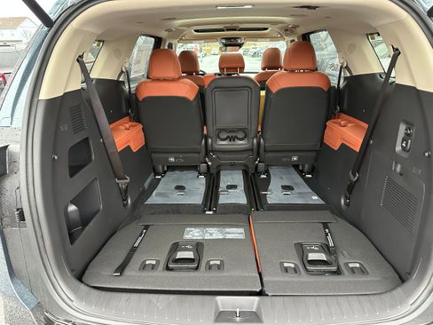 New 2026 Kia Carnival SX image 12