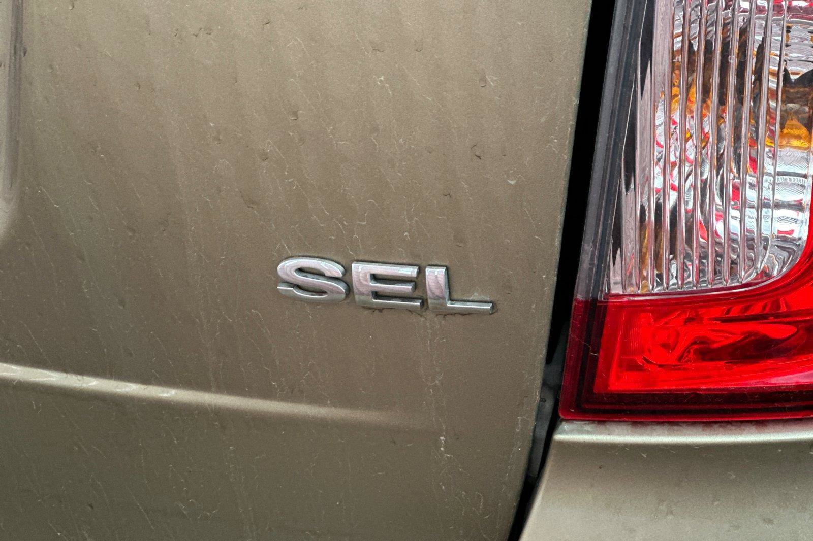 Used 2013 Ford Edge SEL FWD image 7