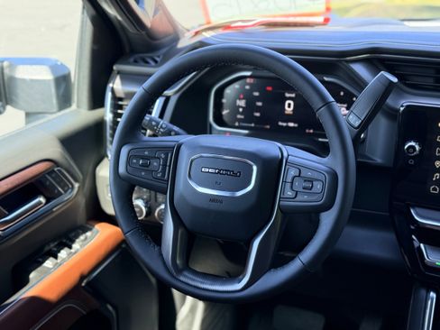 New 2026 GMC Sierra 2500 Denali Ultimate image 18