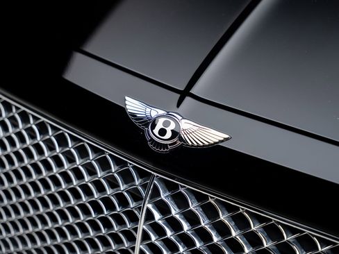 Used 2018 Bentley Bentayga AWD/4WD image 13
