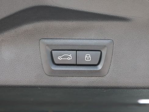 Used 2024 BMW X5 sDrive40i w/ Premium Package RWD image 11