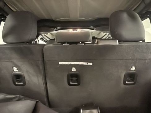 Used 2023 Jeep Wrangler Unlimited w/ Cold Weather Group AWD/4WD image 26