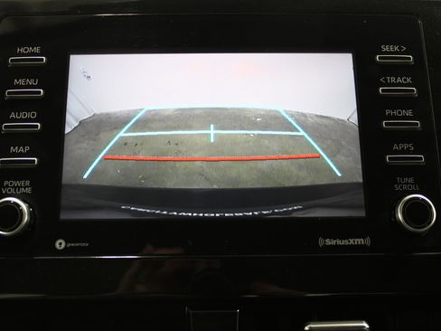 Used 2021 Toyota Camry LE FWD image 33
