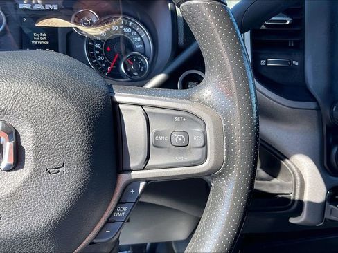 Used 2024 RAM 2500 Tradesman w/ Chrome Appearance Group image 15