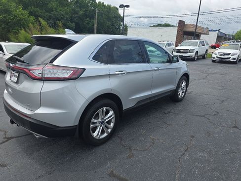 Used 2016 Ford Edge SEL w/ Equipment Group 201A AWD/4WD image 6