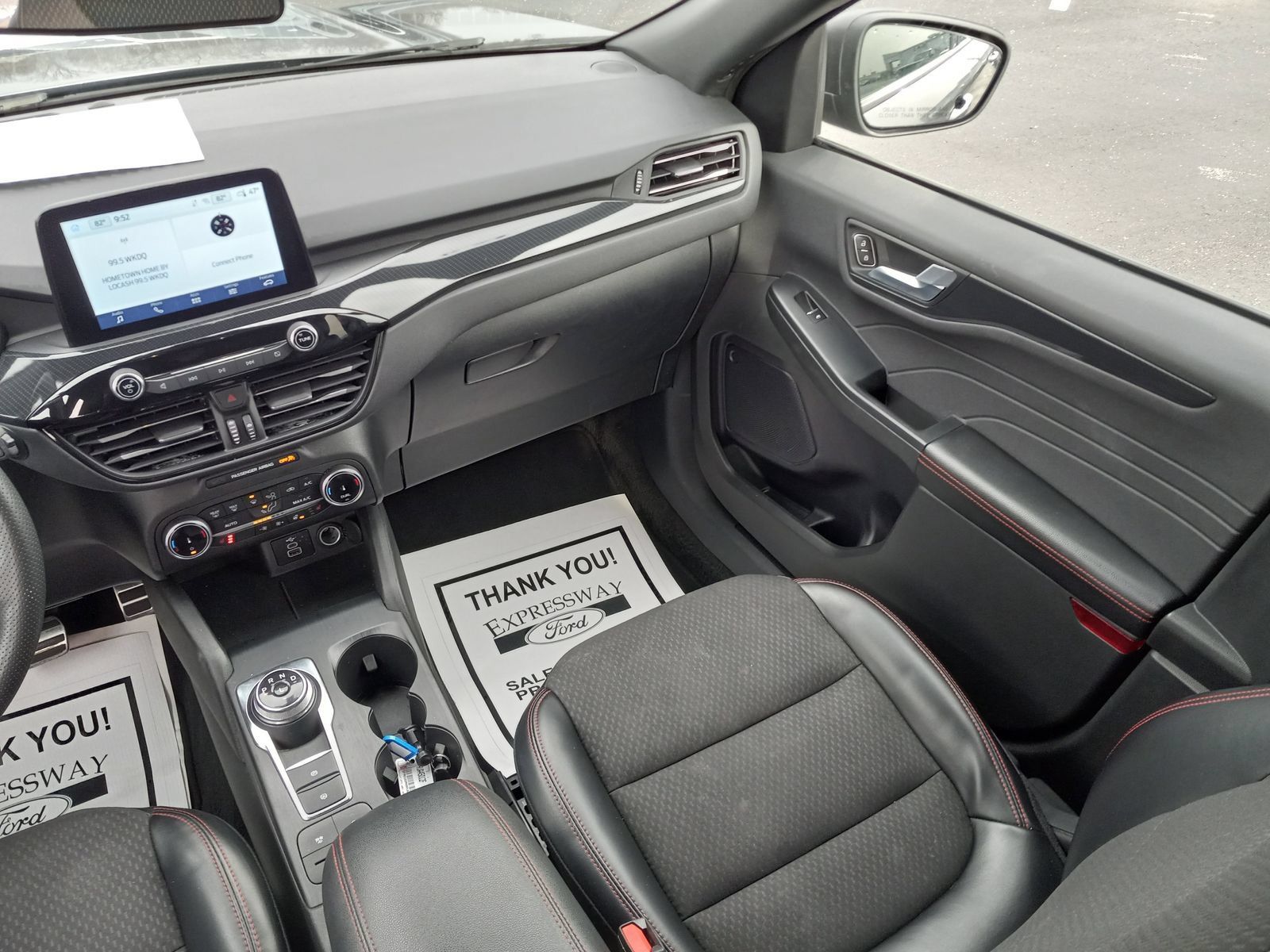 Used 2024 Ford Escape ST-Line w/ Cold Weather Package FWD image 17