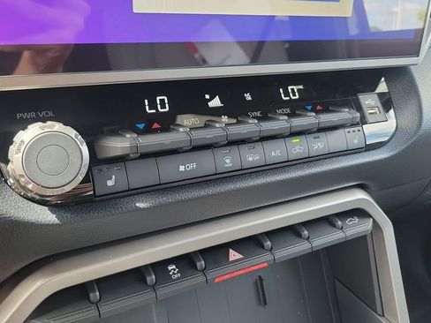 New 2026 Toyota Tundra SR5 AWD/4WD image 25