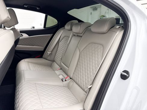 Used 2023 Genesis G70 3.3T w/ Sport Prestige Package RWD image 32