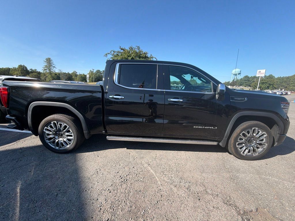 Used 2023 GMC Sierra 1500 Denali Ultimate AWD/4WD image 4