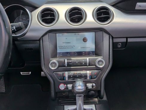 Used 2019 Ford Mustang Premium RWD image 23