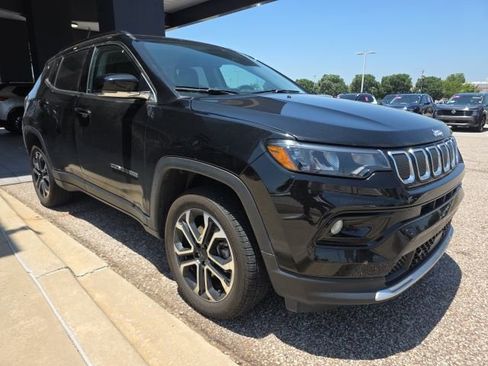Used 2022 Jeep Compass Limited AWD/4WD image 1