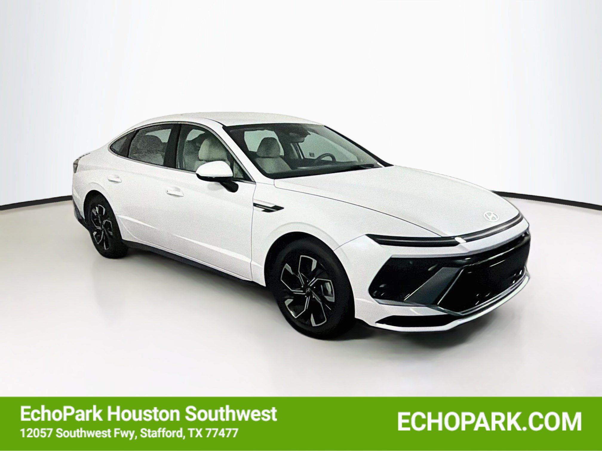 Used 2025 Hyundai Sonata SEL FWD image 1
