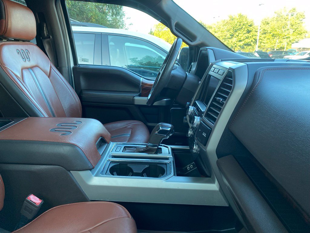 Used 2018 Ford F150 King Ranch w/ Equipment Group 601A Luxury AWD/4WD image 7