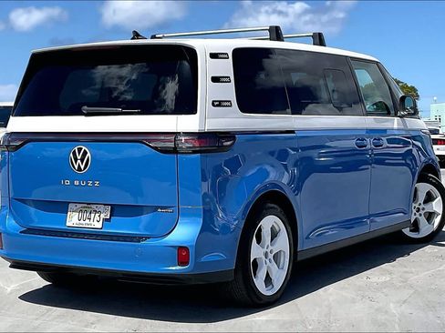 Used 2025 Volkswagen ID. Buzz 1st Edition AWD/4WD image 22