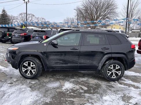 Used 2016 Jeep Cherokee Trailhawk w/ Leather Interior Group image 7