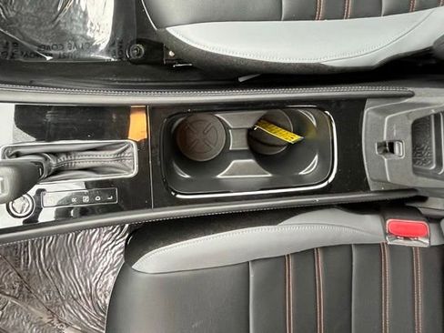 Used 2024 Nissan Kicks SR w/ SR Premium Package image 15