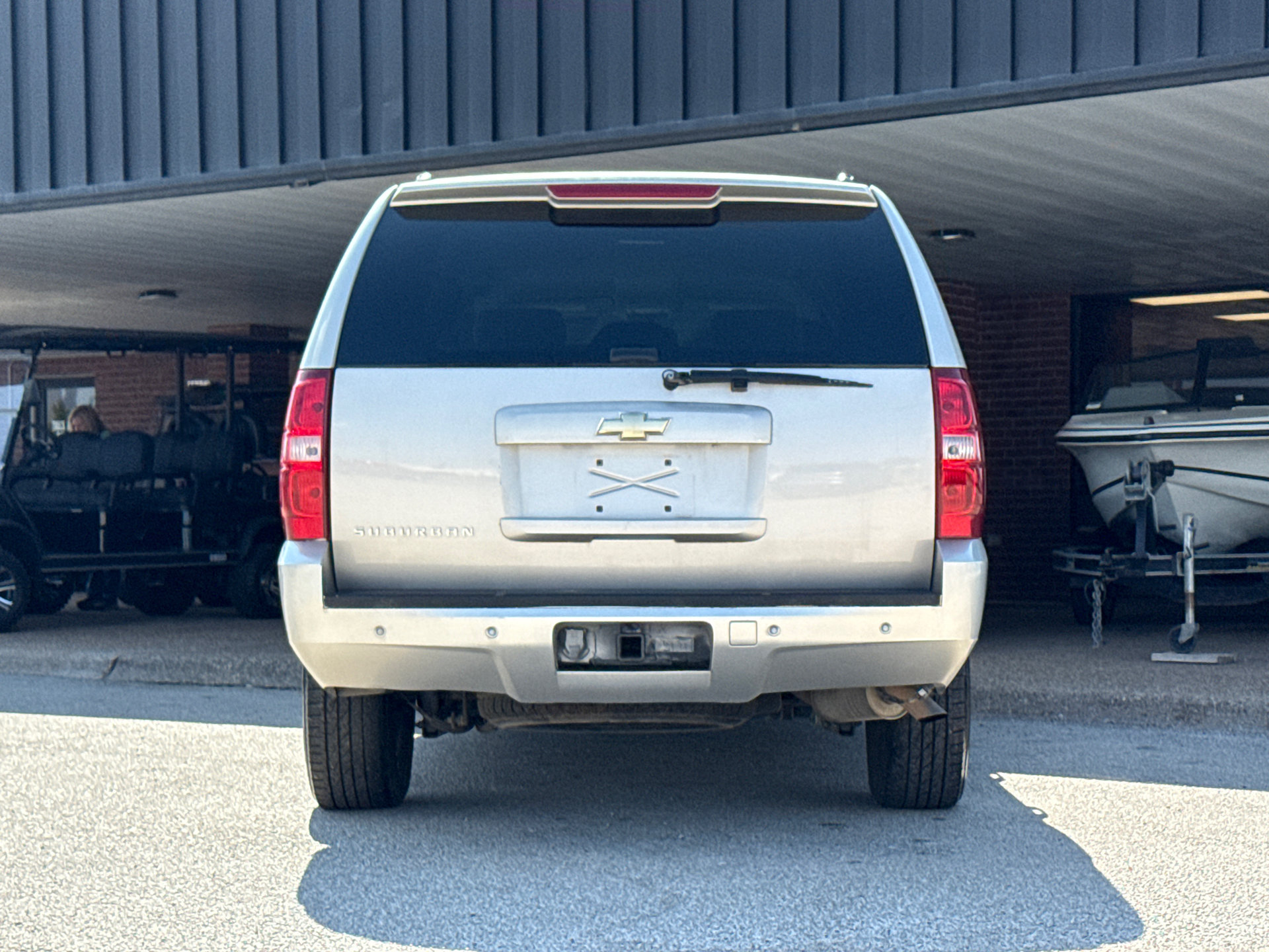 Used 2007 Chevrolet Suburban LT w/ 1LT Special Edition RWD image 8
