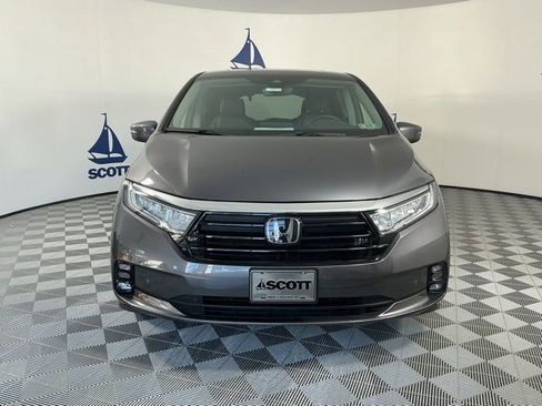 Certified 2023 Honda Odyssey Touring image 2