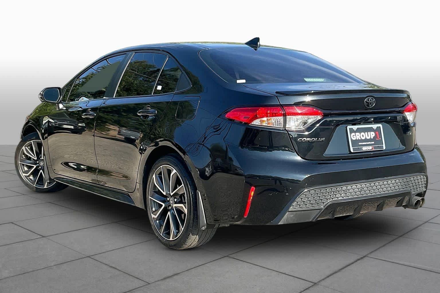 Used 2022 Toyota Corolla SE FWD image 12