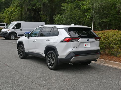 Certified 2024 Toyota RAV4 Limited w/ Advanced Technology Package AWD/4WD image 3
