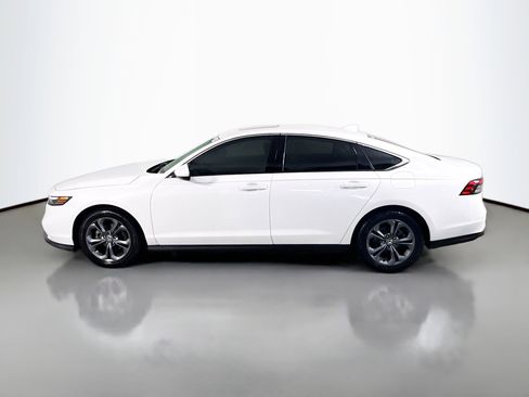 Used 2023 Honda Accord EX image 6