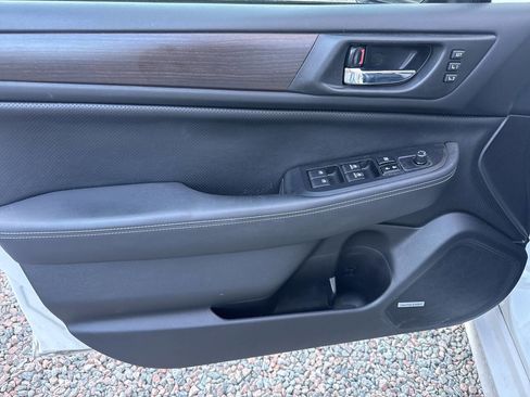Used 2015 Subaru Legacy 2.5i Limited image 15