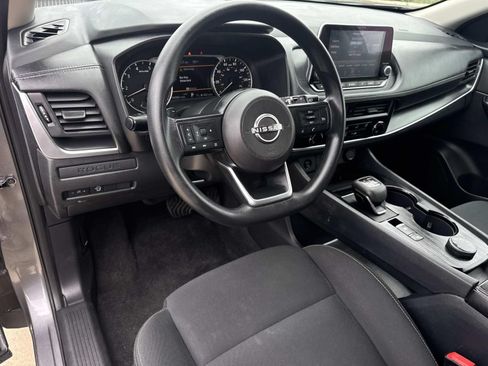 Used 2024 Nissan Rogue S AWD/4WD image 17