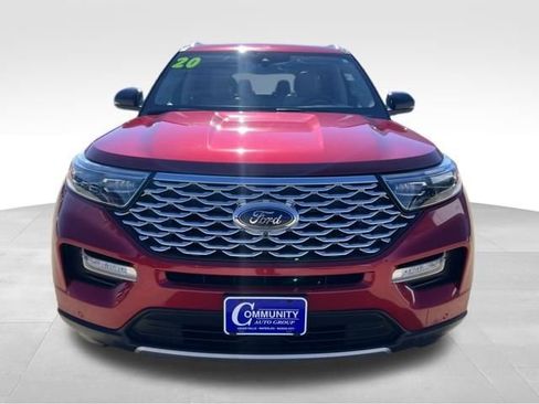 Used 2020 Ford Explorer Platinum w/ Premium Technology Package image 3