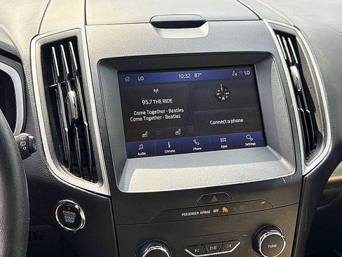 Used 2019 Ford Edge SEL w/ Equipment Group 201A FWD image 14