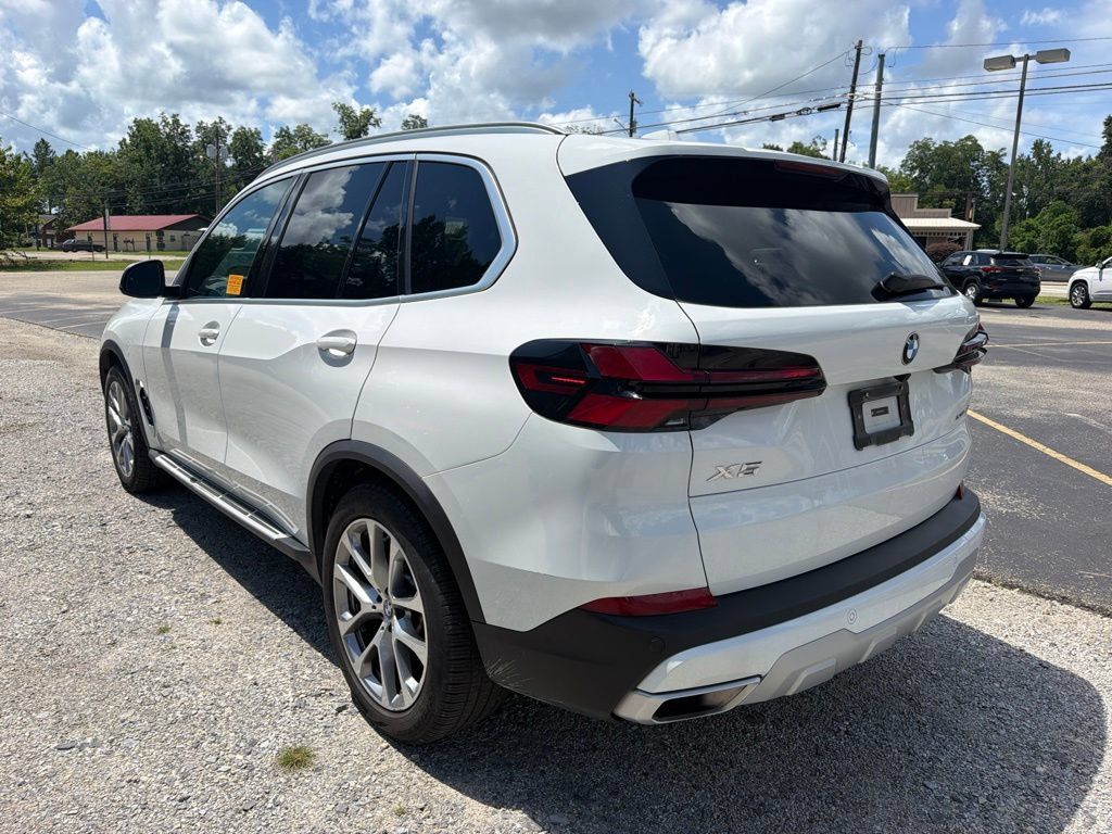 Used 2026 BMW X5 sDrive40i RWD image 4