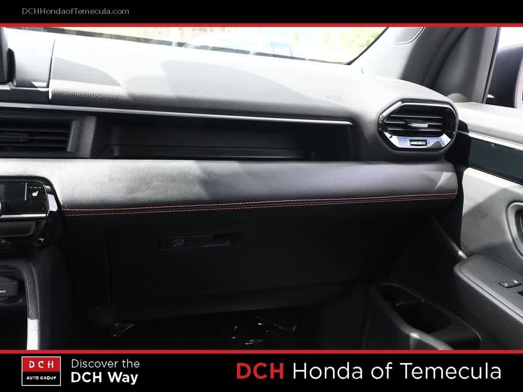Certified 2025 Honda Pilot Sport image 14