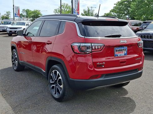 Used 2024 Jeep Compass Limited AWD/4WD image 4