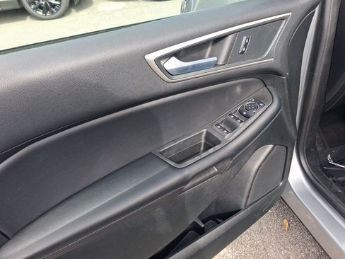 Used 2024 Ford Edge SEL AWD/4WD image 11