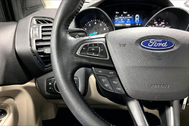 Used 2018 Ford Escape SEL w/ Canadian Touring Package FWD image 12