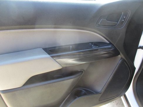 Used 2016 Chevrolet Colorado W/T AWD/4WD image 13