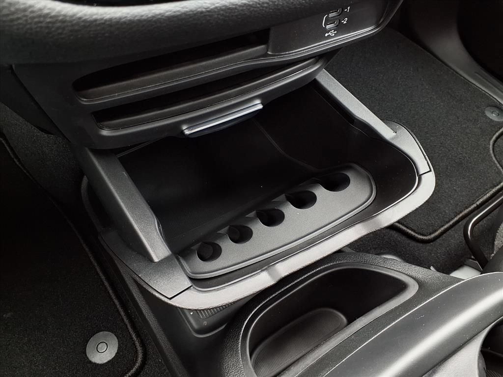 New 2026 Chrysler Pacifica Select w/ S Appearance Package FWD image 15