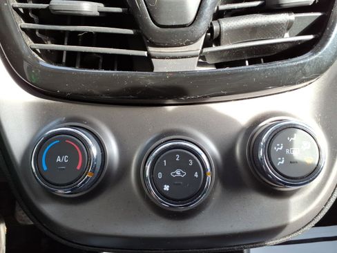 Used 2021 Chevrolet Spark LS image 23