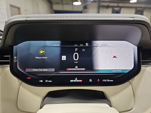 Used 2025 Land Rover Range Rover SE image 21