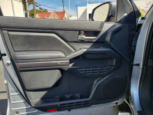 Used 2024 Toyota Tacoma TRD Sport RWD image 17