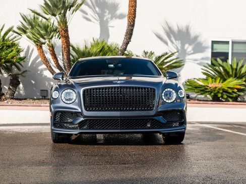 Used 2024 Bentley Flying Spur S V8 image 9